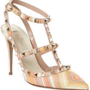 Valentino Rockstud Native Couture Leather Ankle Strap Kw2s0393 V07 K10 Pumps